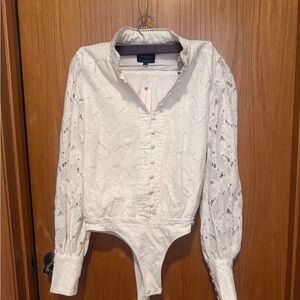 Anthropology — Bardot  —- White Lace Button-Front Bodysuit NWT